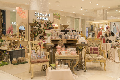 布藝窗簾 家居裝飾的藝術與實用之美