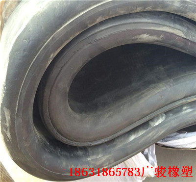 湘西盾構簾布橡膠板 蔚然成風的橡膠制品業新星